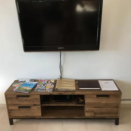 4 Beds En With Sea Views فندق