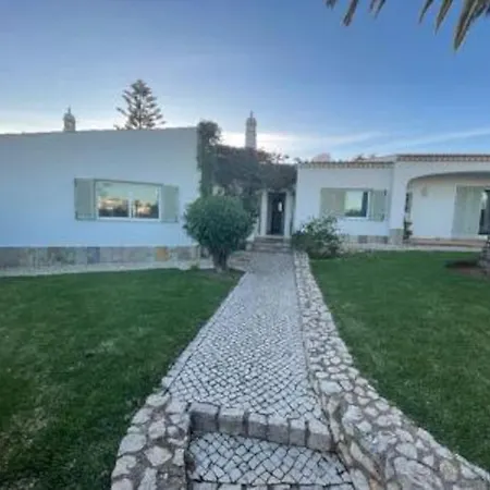 4 Beds En With Sea Views Luz