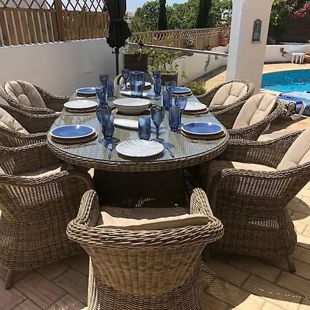 4 Beds En With Sea Views
